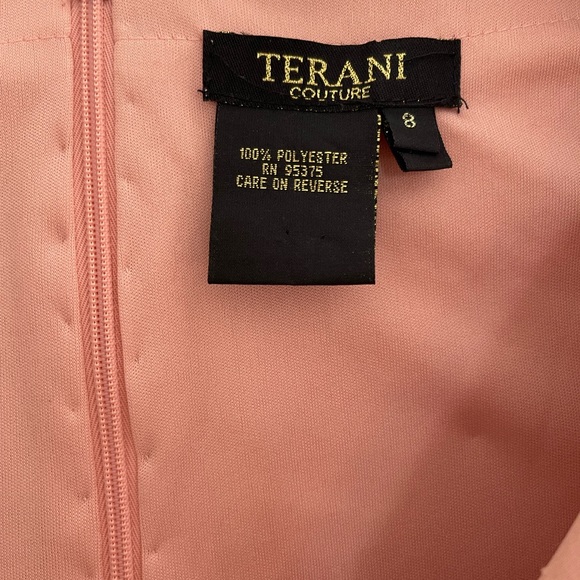 A beautiful Terani couture dress, almost new without tag. Tried , didn’t wear - Picture 3 of 7